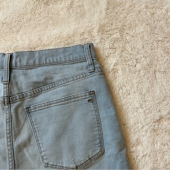 Madewell High-Rise Mid-Length Denim Shorts in Adeline Wash - Picture 8 of 9